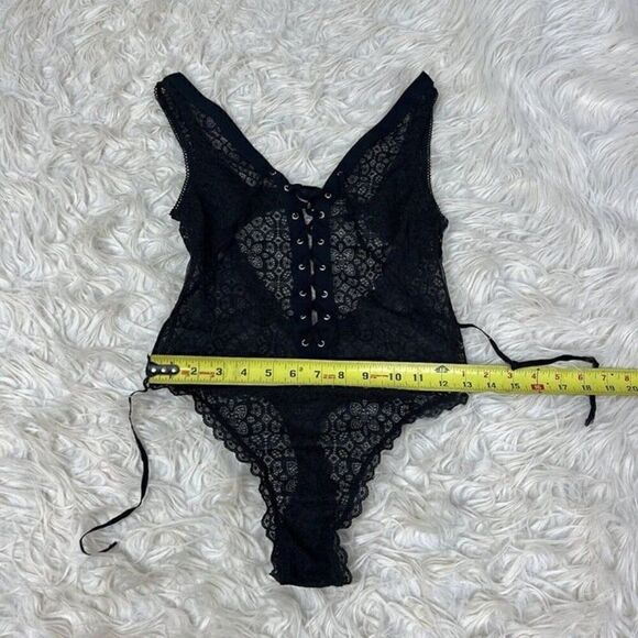 Victorias Secret Dream Angels Sheer Black Lace Up Thong Teddy Bodysuit Small - Picture 6 of 12